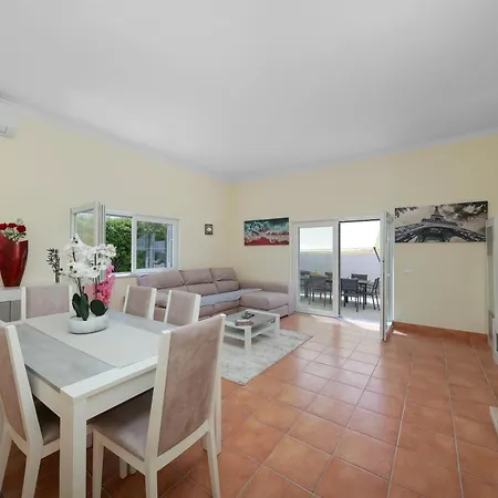 فيلة Casa Sun Zen *